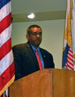Gov. John deJongh Jr. talks about the economy at the chamber of commrce luncheon at Mahogany Run. Gov. John deJongh Jr. talks about the economy at the chamber of commrce luncheon at Mahogany Run.